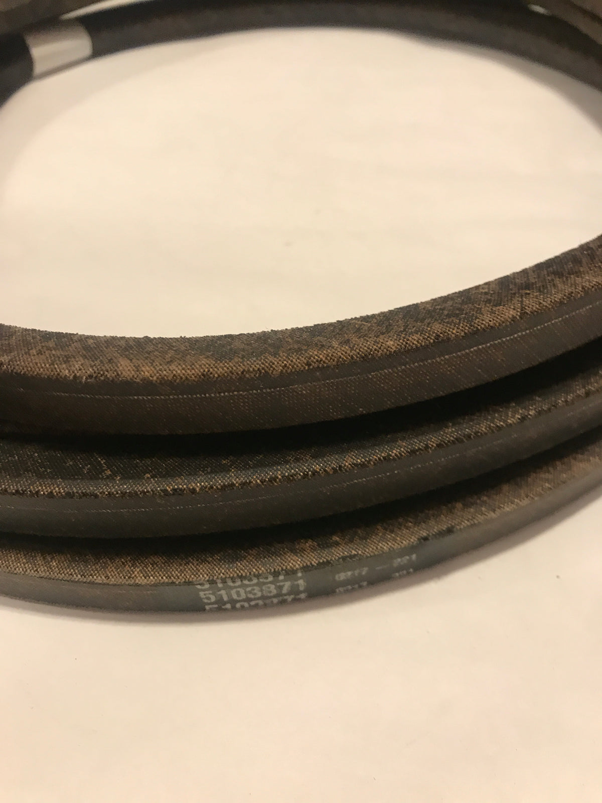 Mower Deck Belt For Ferris ISX800 With 61" Deck – Replaces OEM #84001677 & 5106570, V-Belt